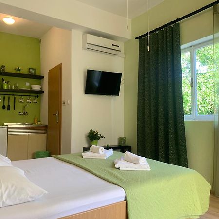 Apartments Garden House Подгора Экстерьер фото
